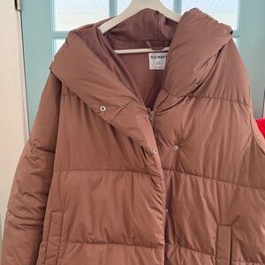 Old Navy Women's Tan Puffer Coat